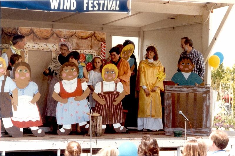 MiS03.jpg - Hansel and Gretel cast 
From left to right, Karl, Pat, Kathy, Donna Edwards (the angel), and Hilary Jones (a cookie child).